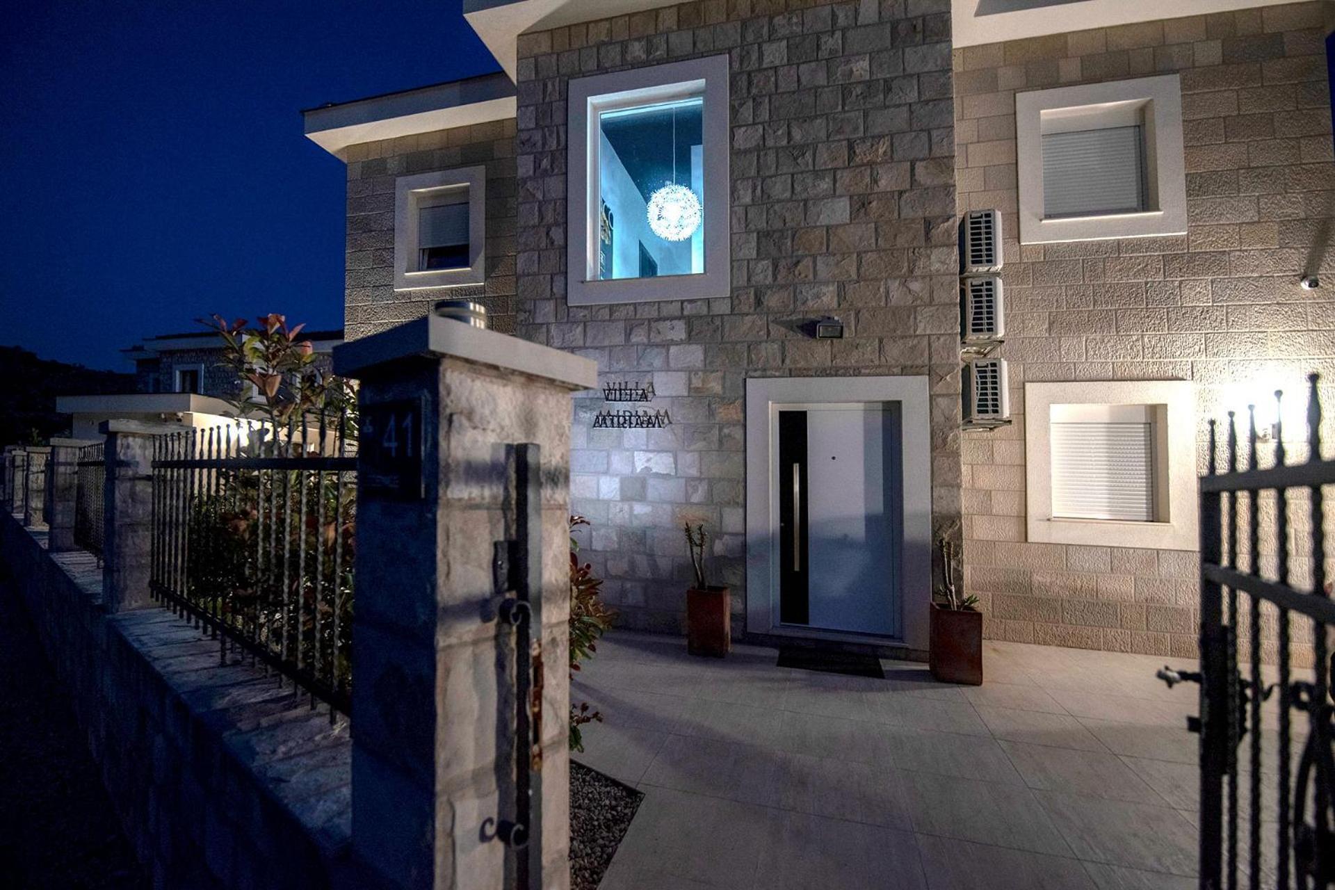 Luxury Villa Miriam With Private Pool And Jet Pool Near Dubrovnik Ivanica Eksteriør bilde
